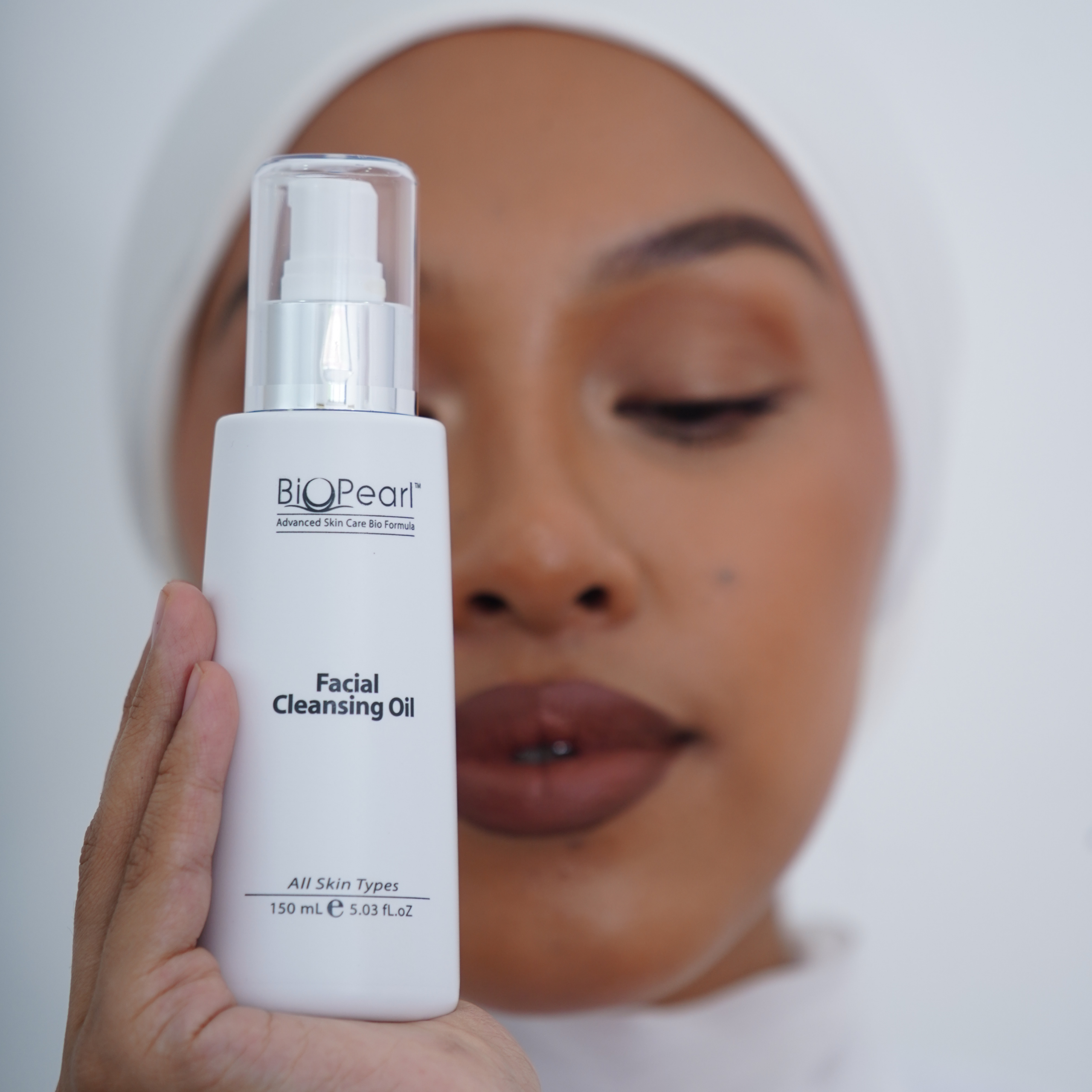 Facial Cleansing Oil - Image 3